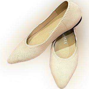 Vivaia Woven Flats, Ivory, Size 37